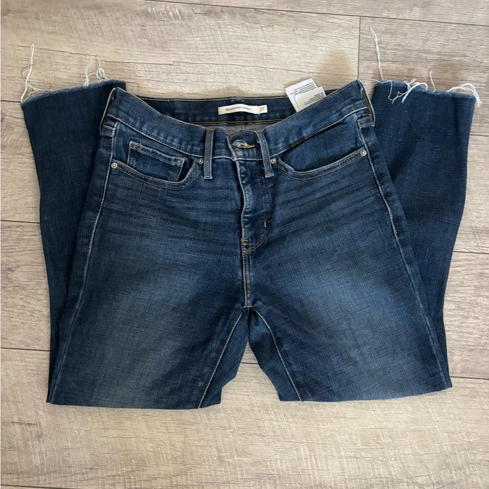 Women's Levi Blue Jeans